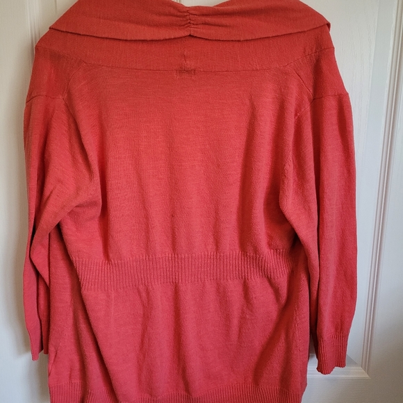 Women's Cardigan - Picture 2 of 2